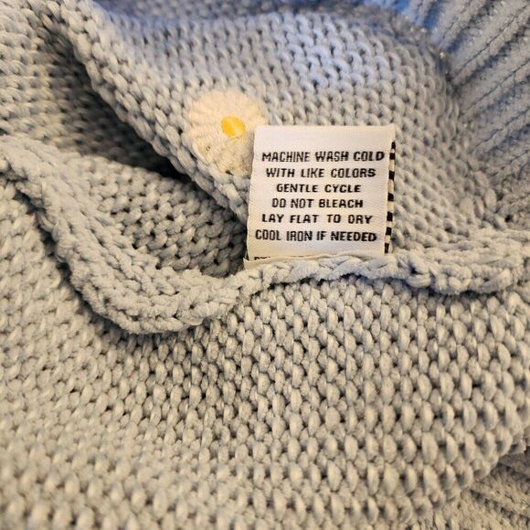 ANGEL KISS BLUE FLORAL SWEATER, LONG SLEEVE, SIZE SMALL, PULLOVER - Picture 8 of 9